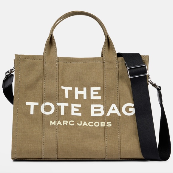 Marc Jacobs Handbags - Marc Jacobs EUC Medium Tote Bag